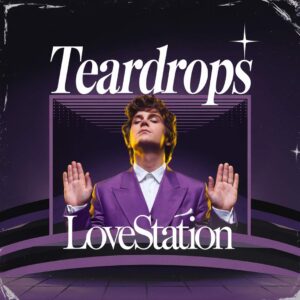 SF1109039 – LoveStation – Teardrops