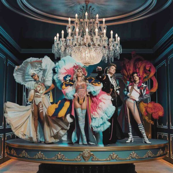 Panic! At The Disco - Emperor's New Clothes