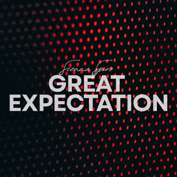 Sienna Spiro - Great Expectation